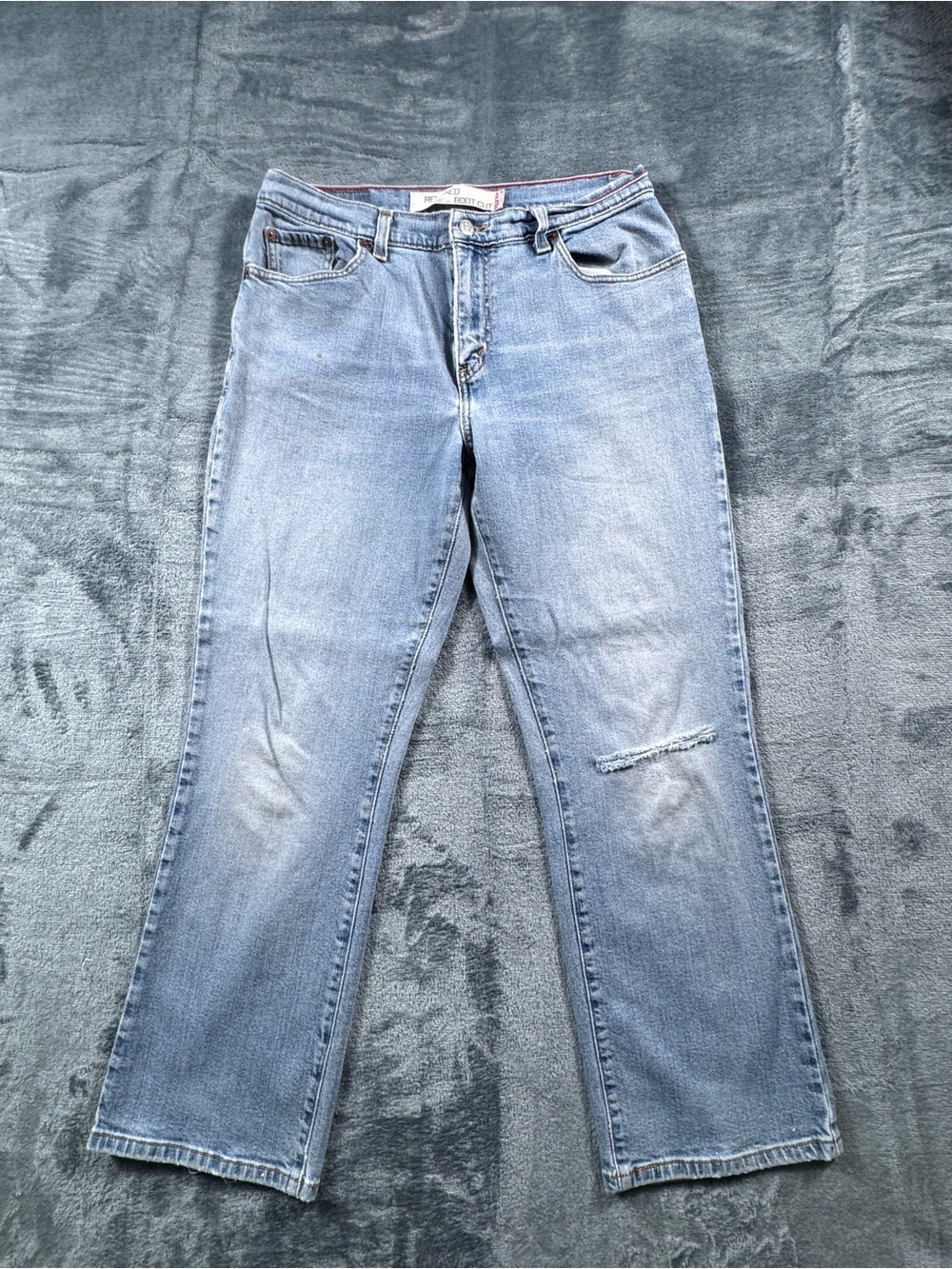 Y2K Levi's 550 Relaxed Boot Cut Jeans Blue - 12 Short